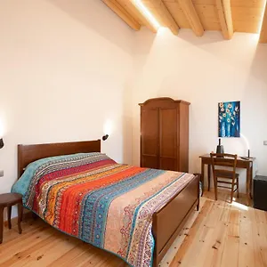  Bed & Breakfast Basta Bussare Italia